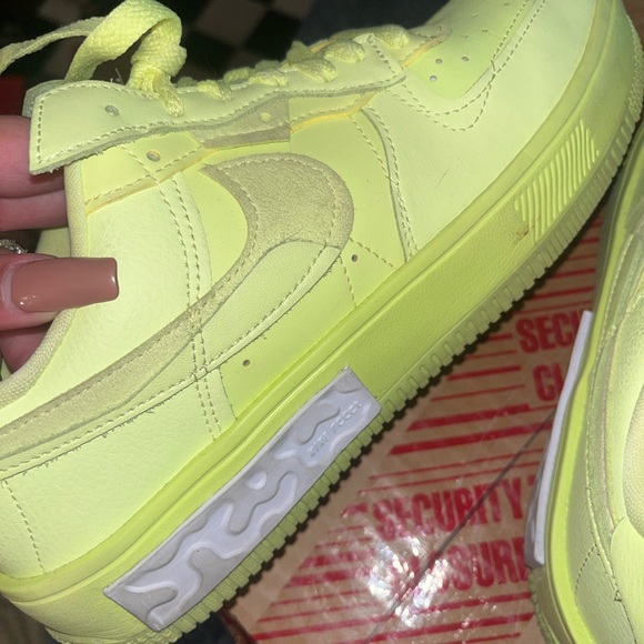 Worn a couple times - Picture 2 of 7